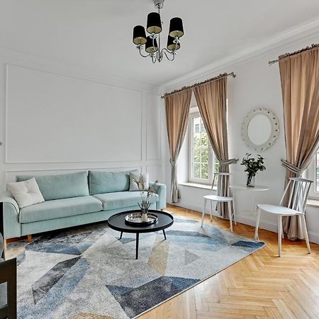 Dlugi Targ Street, Main Old Town & Riverside By Downtown Apartments Гданьск Экстерьер фото