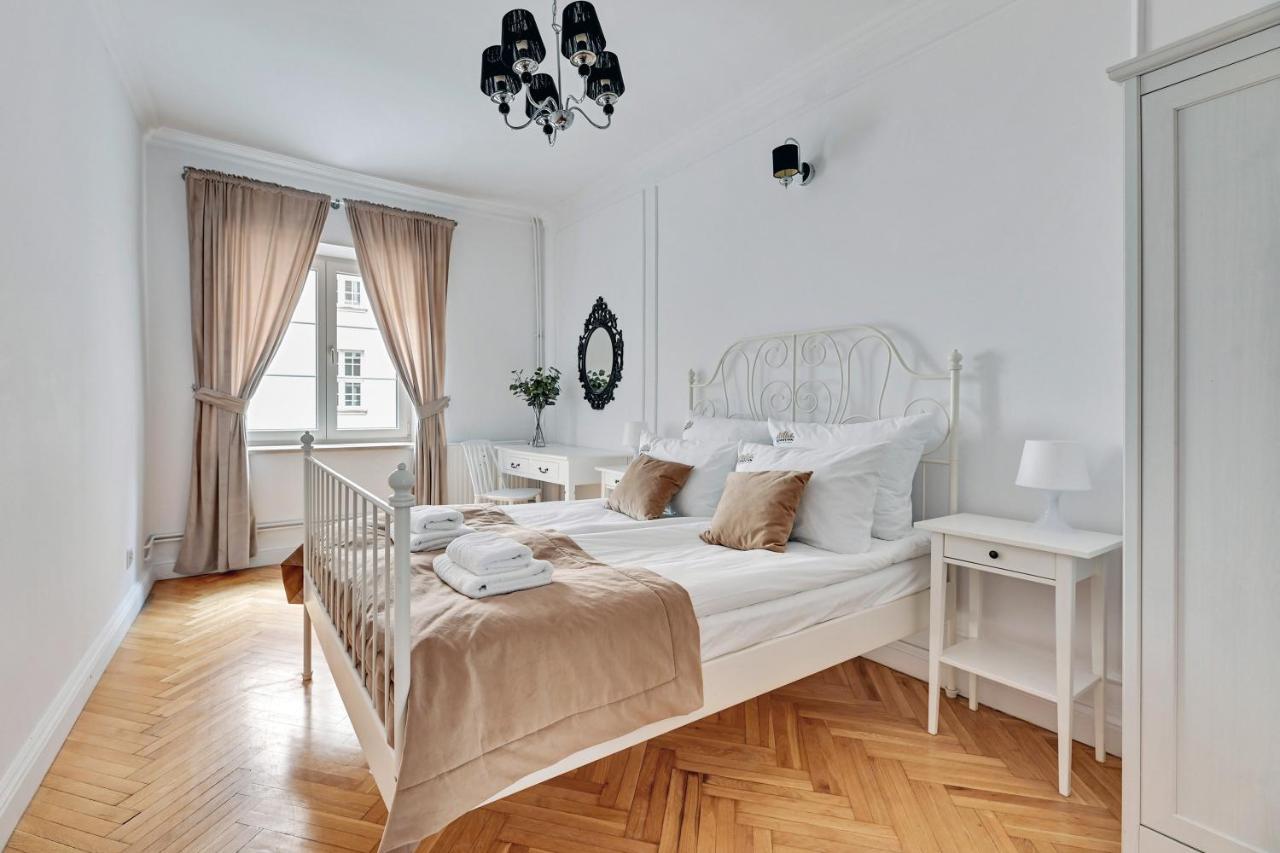 Dlugi Targ Street, Main Old Town & Riverside By Downtown Apartments Гданьск Экстерьер фото