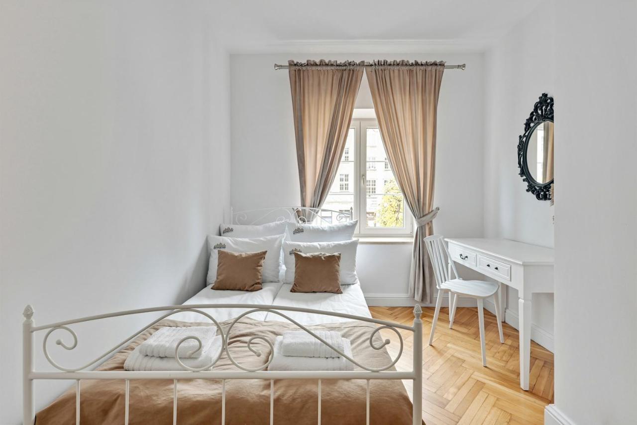 Dlugi Targ Street, Main Old Town & Riverside By Downtown Apartments Гданьск Экстерьер фото